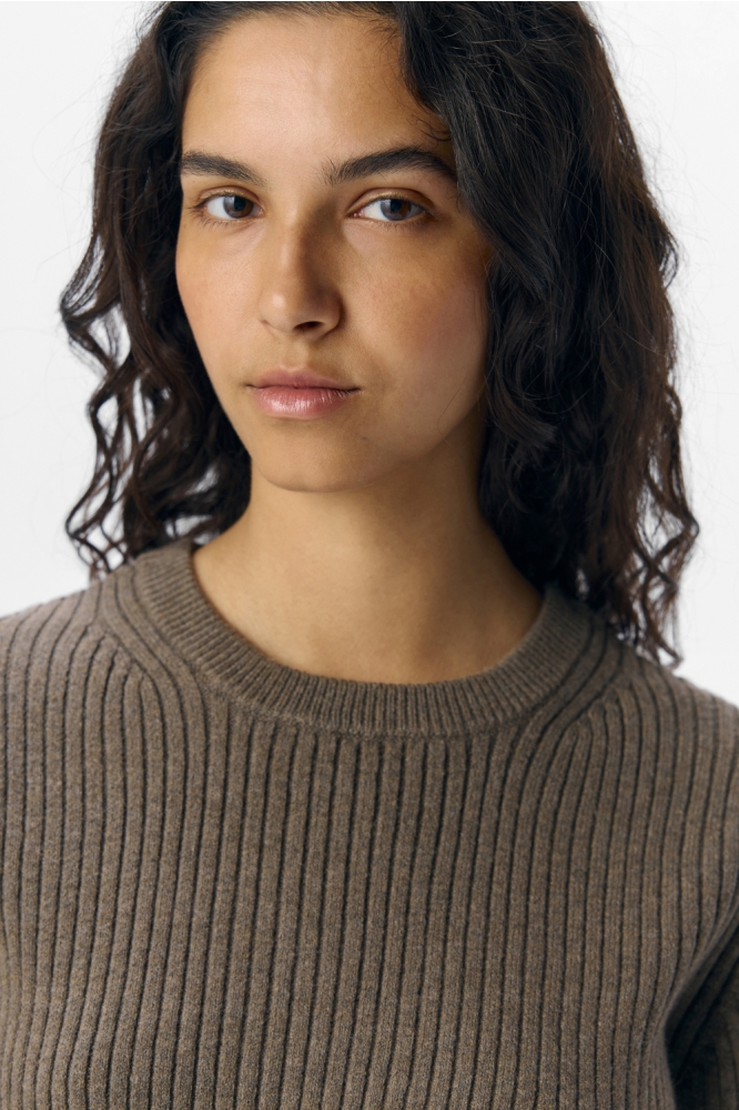 OBJELVA 2/4 RE O-NECK KNIT NOOS 23046911 MOREL/MELANGE